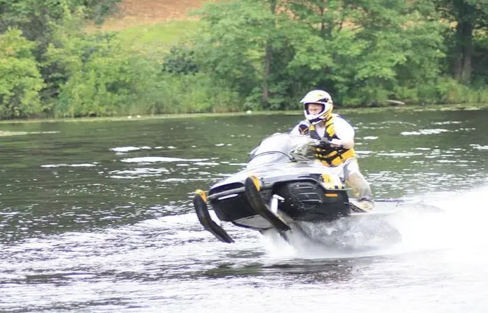 How Do Snowmobiles Drive On Water